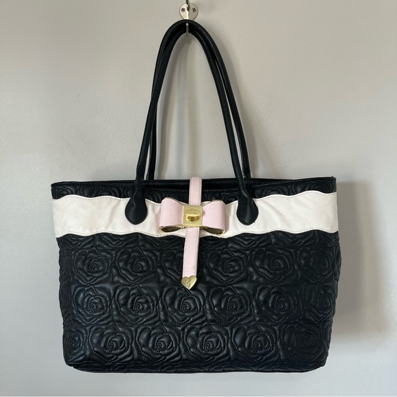 Betsey Johnson Black Quilted Rose Shoulder Tote Bag Black White Pink Bow Large - Picture 3 of 13